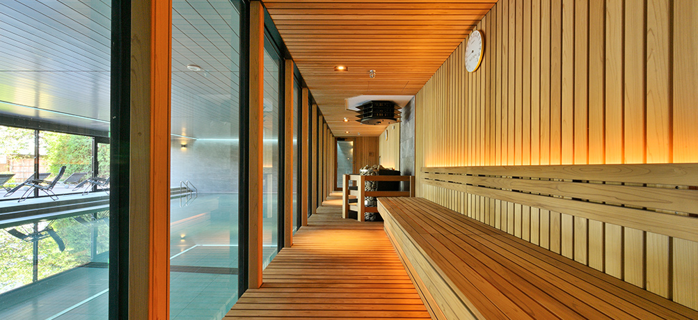 lake sauna プールサイド