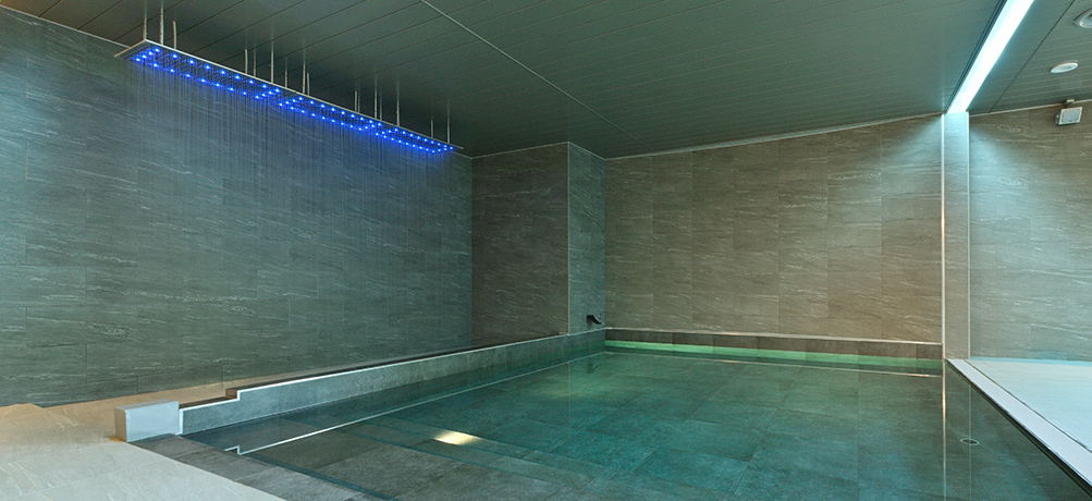 lake sauna プールサイド